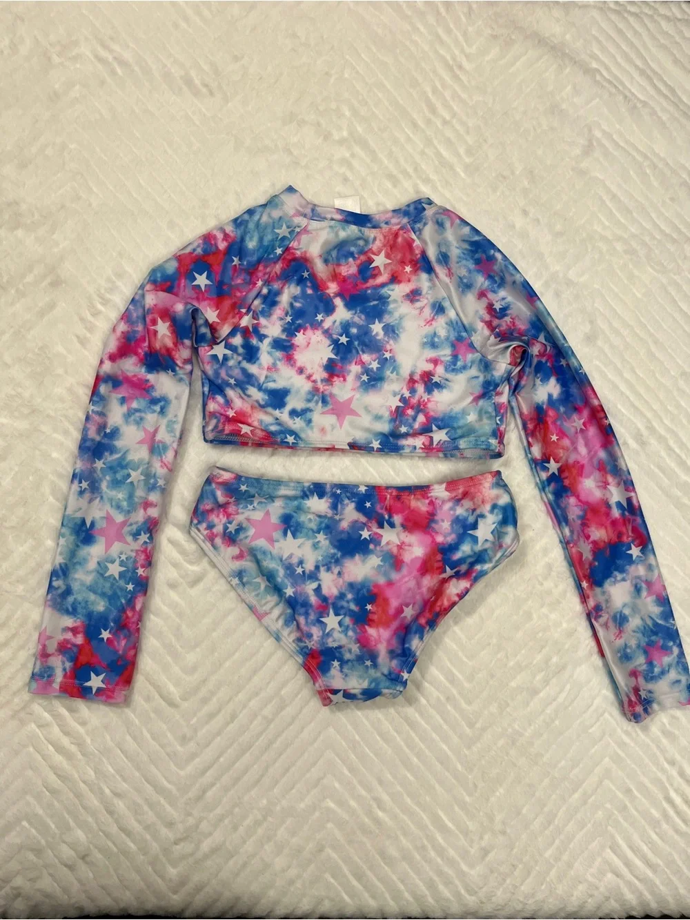 Cat & Jack Girls' Star Tie-Dye Long Sleeve Rash Guard swim suit set medium